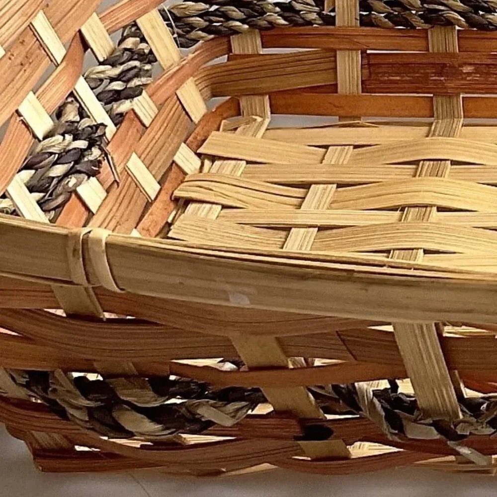 WICKER WOVEN GIFT BASKET LIGHTWEIGHT